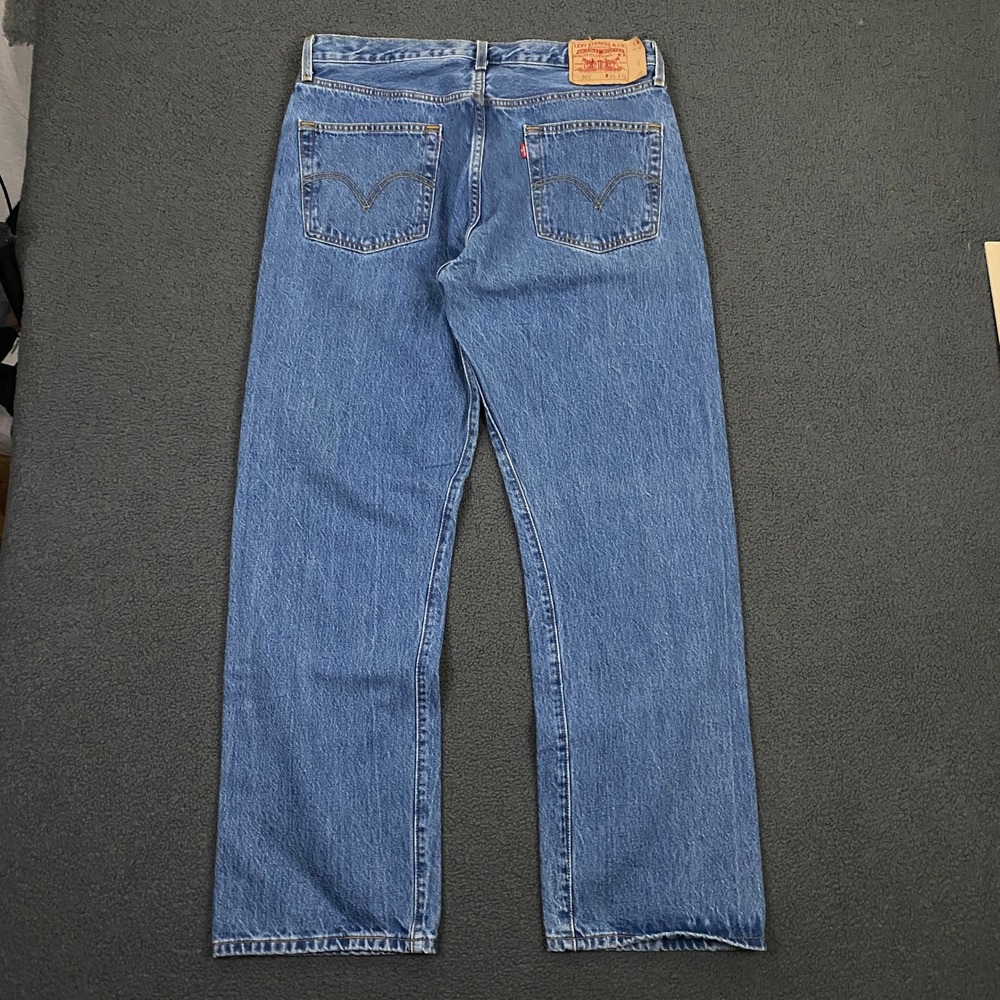 Vintage Y2K Levis 501 Jeans FITS 34x32 Blue Button Fly Classic Denim Red Tab - Picture 4 of 12